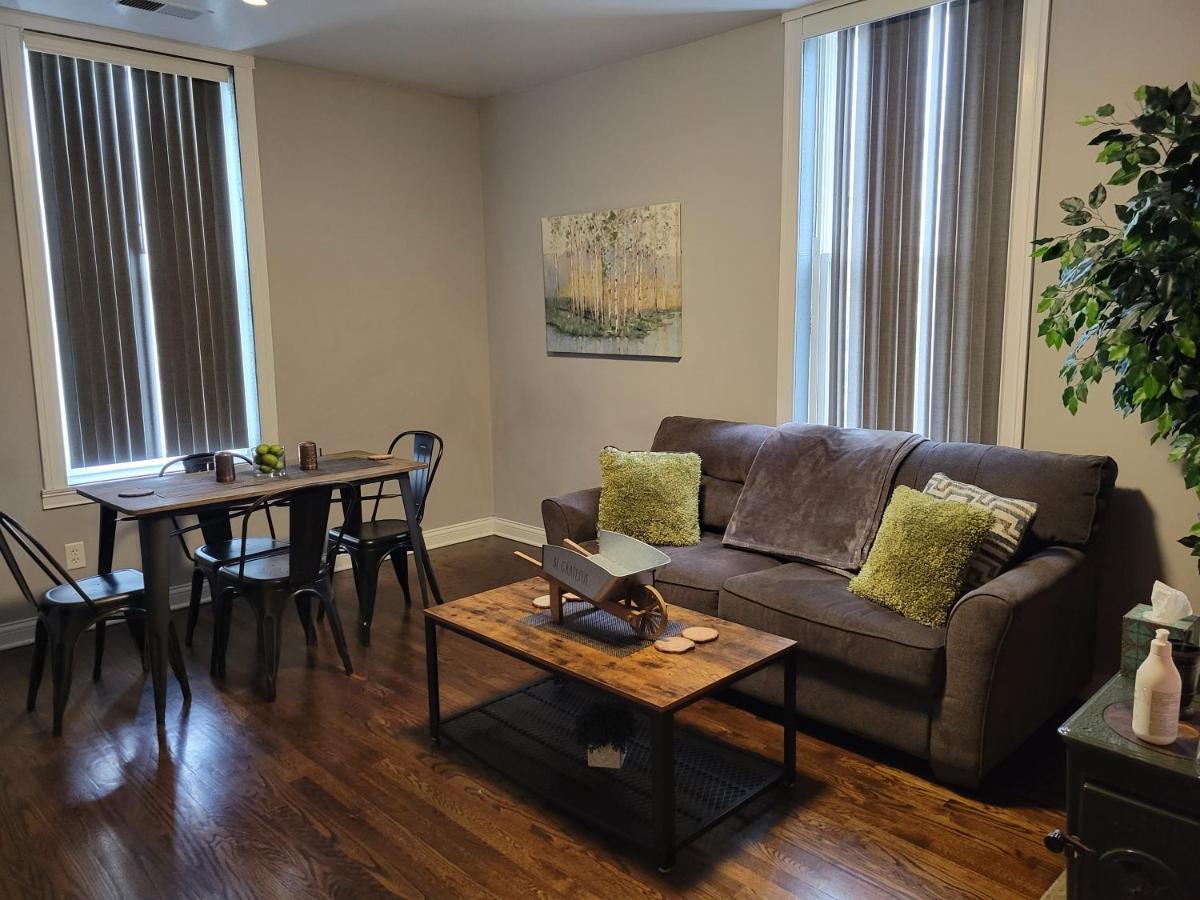 Modern Style And Comfort Near Uc Cincinnati Buitenkant foto
